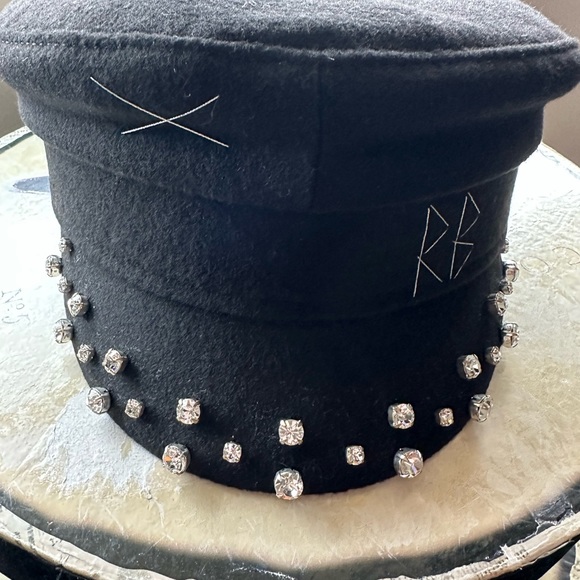 Ruslan Baginskiy Crystal Embellished Baker Boy Cap size M